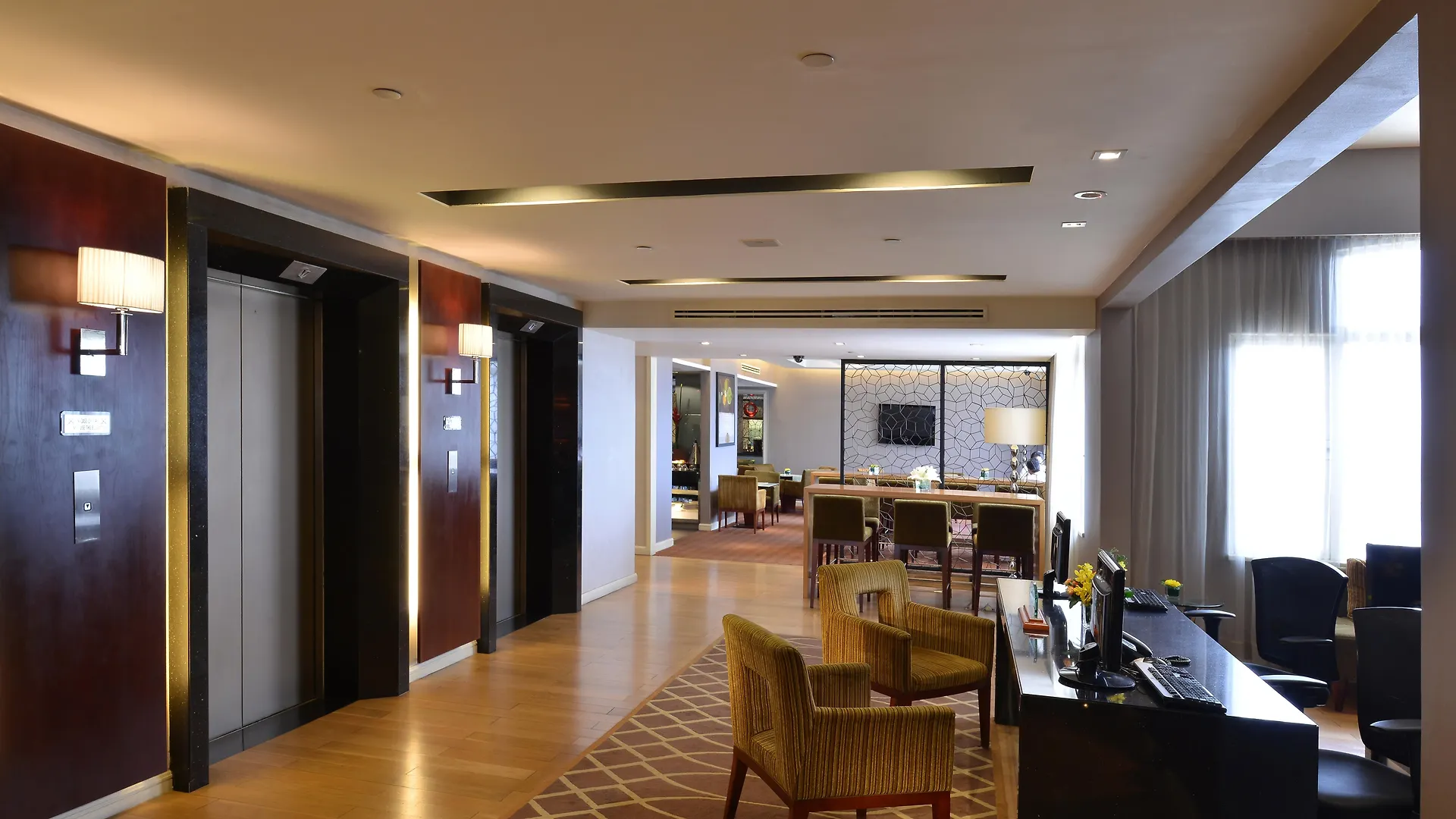 Equatorial Ho Chi Minh City Hotel